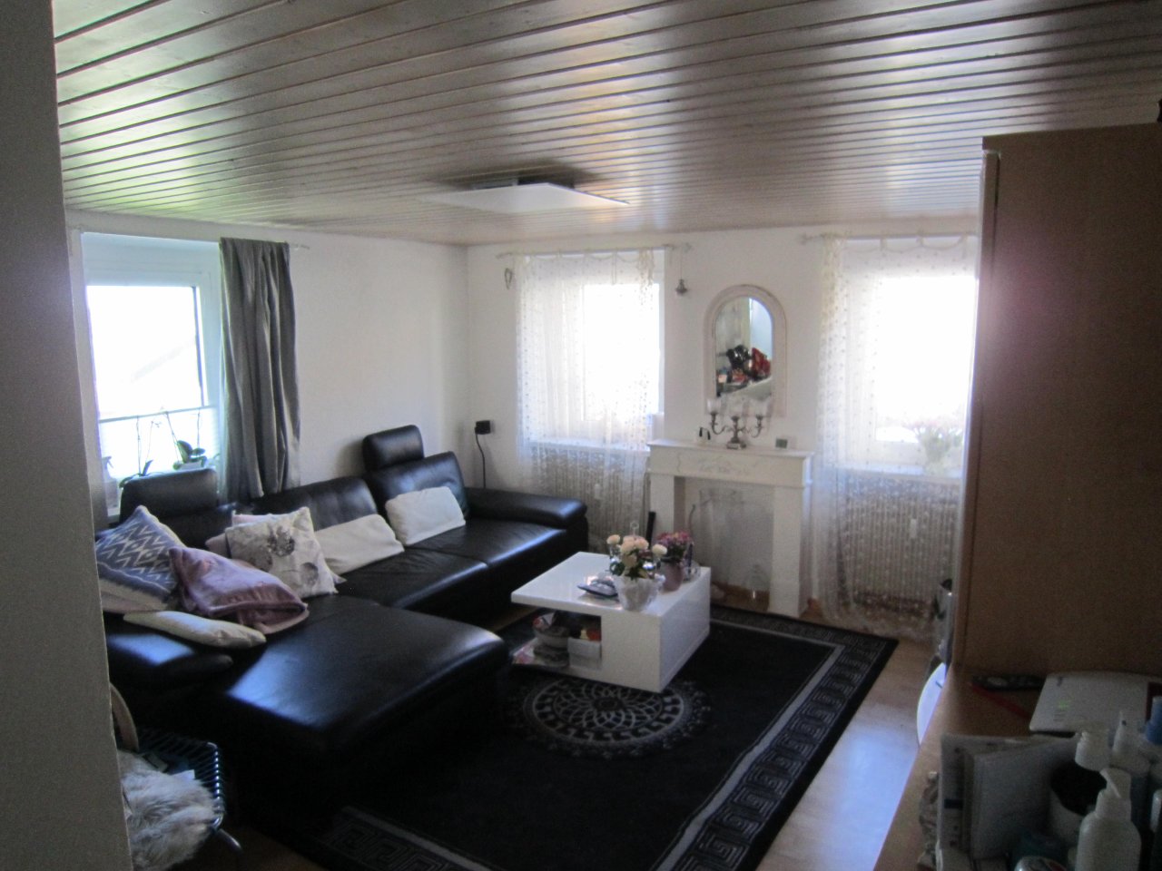 Sanierte ETW mit Gartenanteil & 2 KFZ-Stellplätze