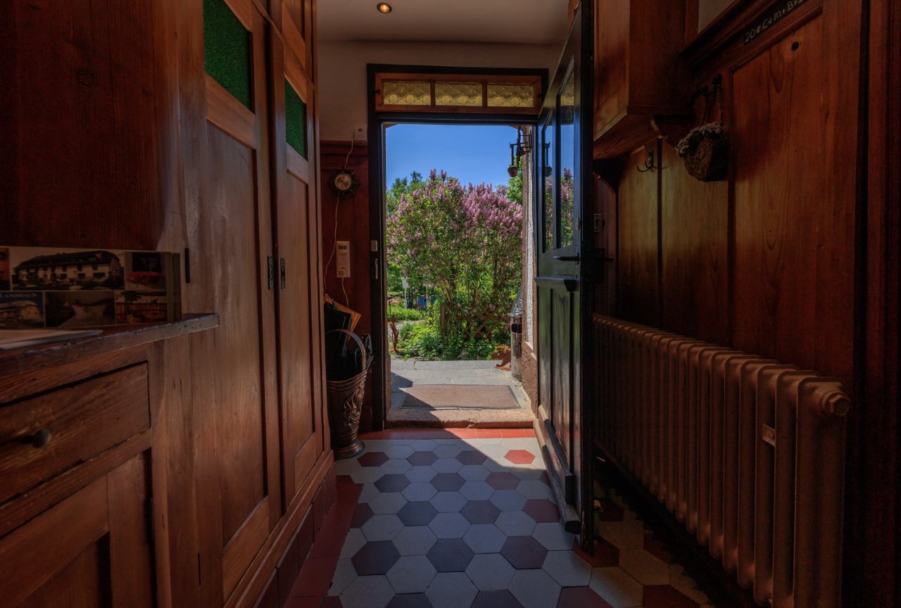 Landhaus-Hotel mit Nebenhaus & viel Grundstück