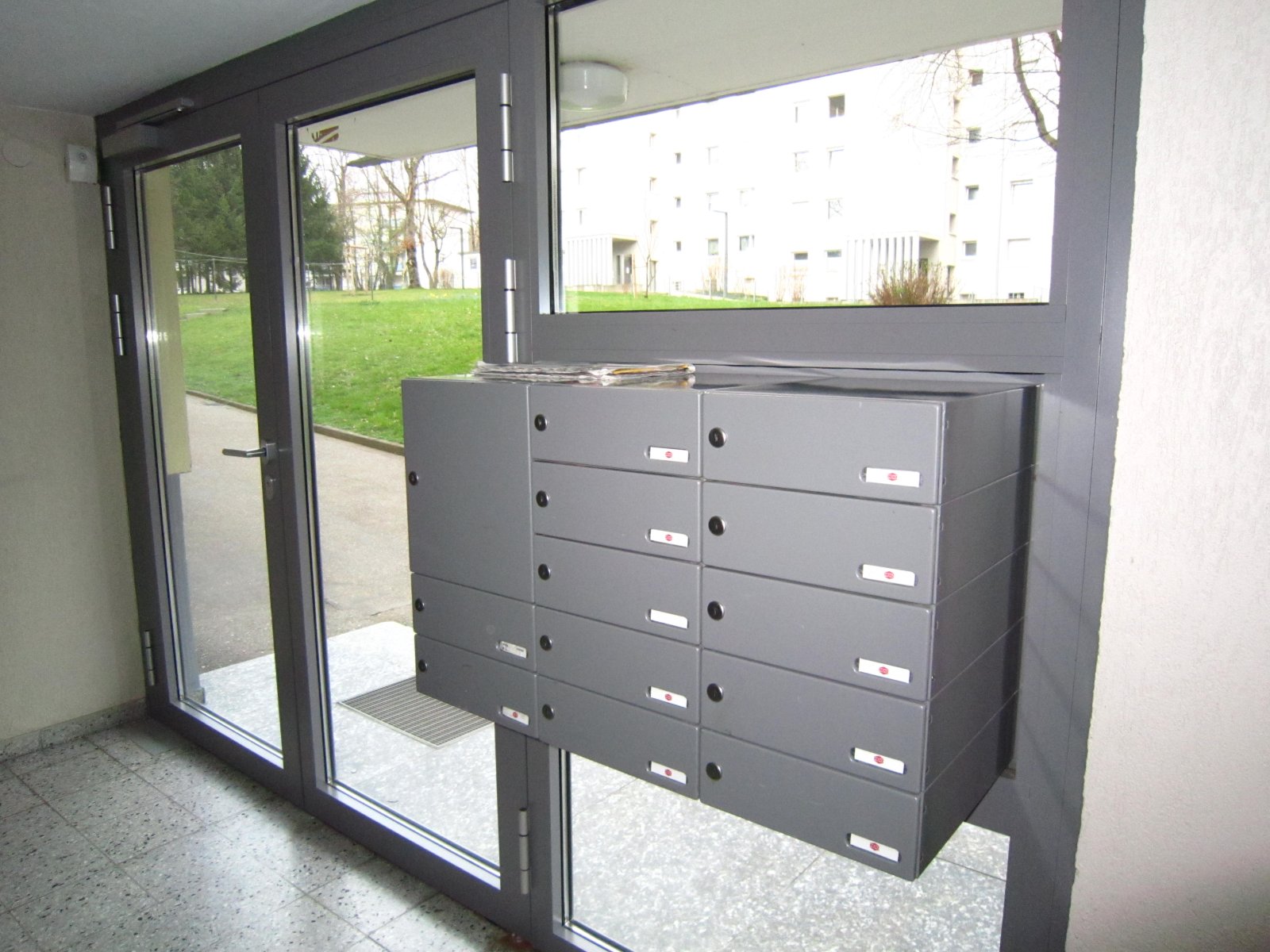 Möblierte 2 Zi.-ETW mit Balkon & KFZ-Stellplatz 