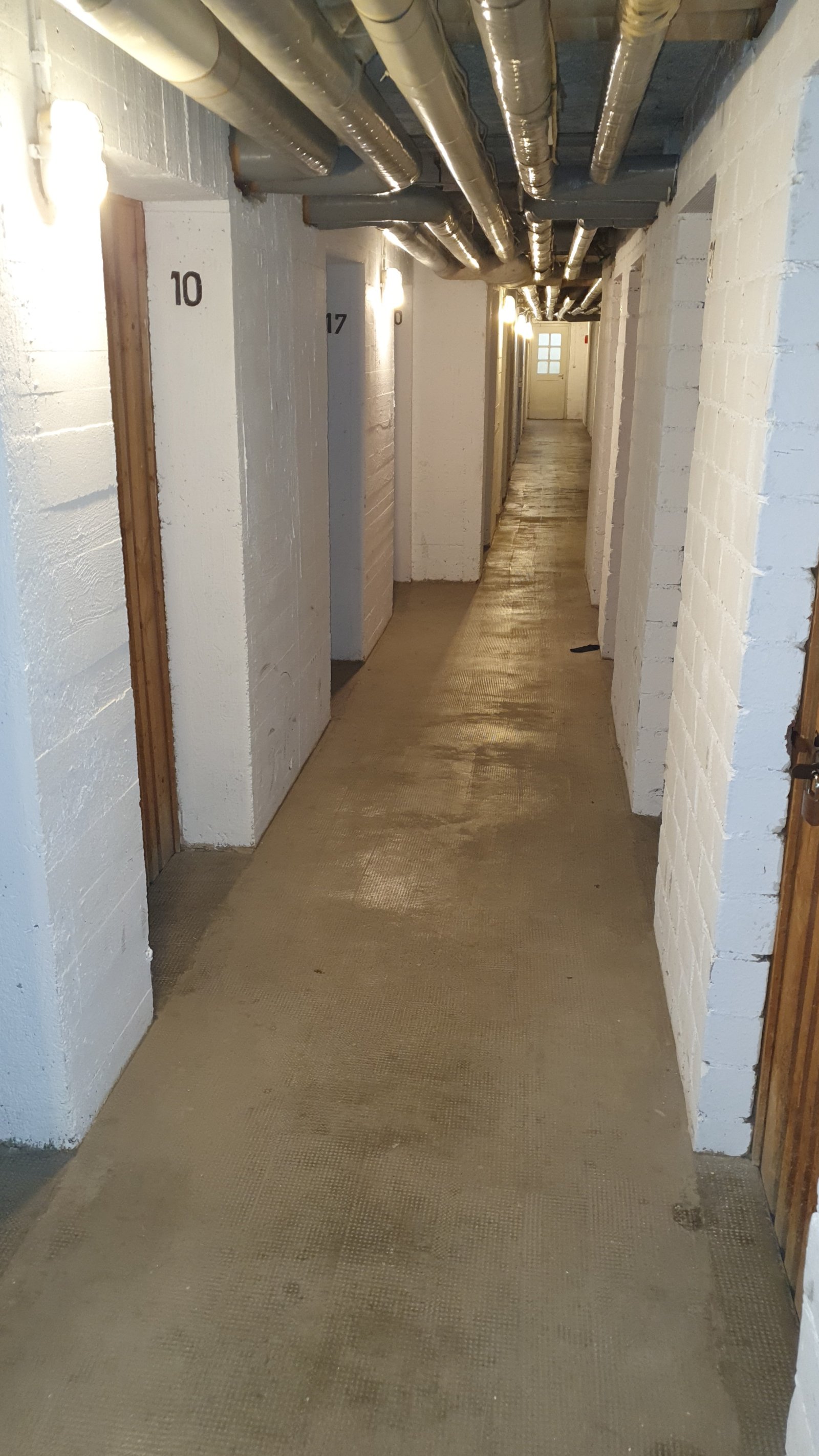 Möblierte 2 Zi.-ETW mit Balkon & KFZ-Stellplatz 