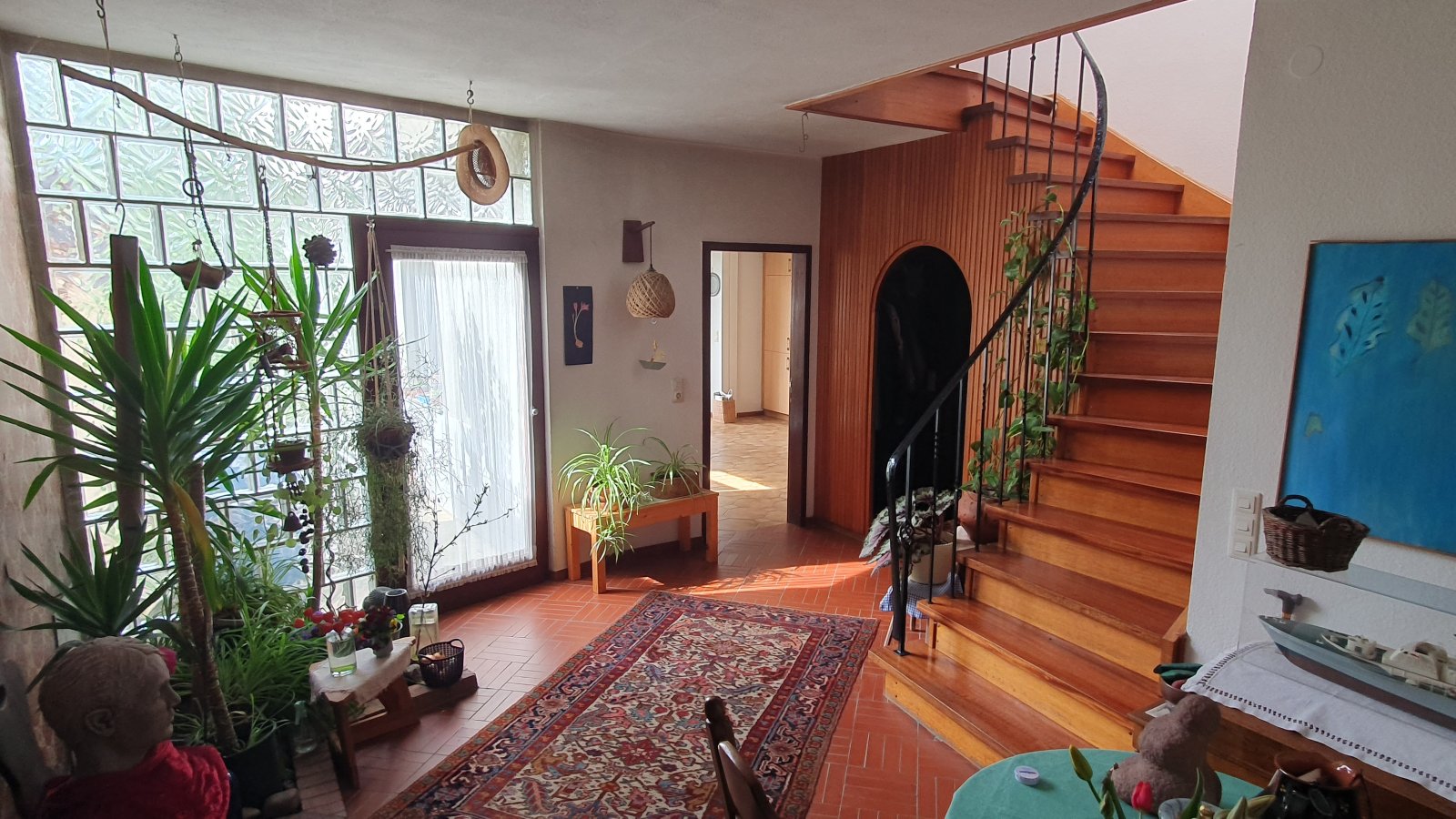 MFH + EFH mit Garage, Scheune & Garten