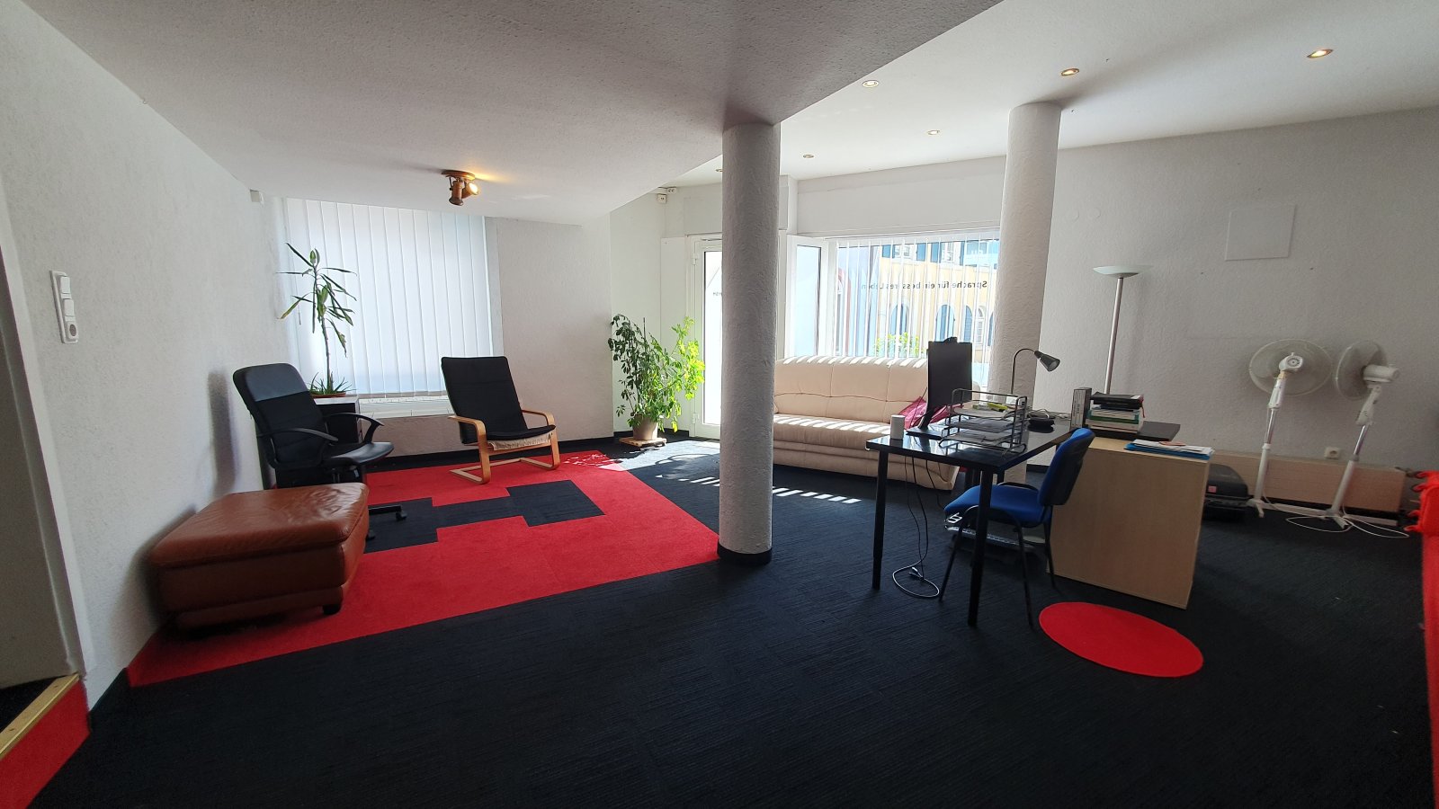 Wohn- / Geschäftshaus mit Büro & 2 Wohnungen   &quot;&quot;ZENTRAL in KANDERN&quot;&quot;