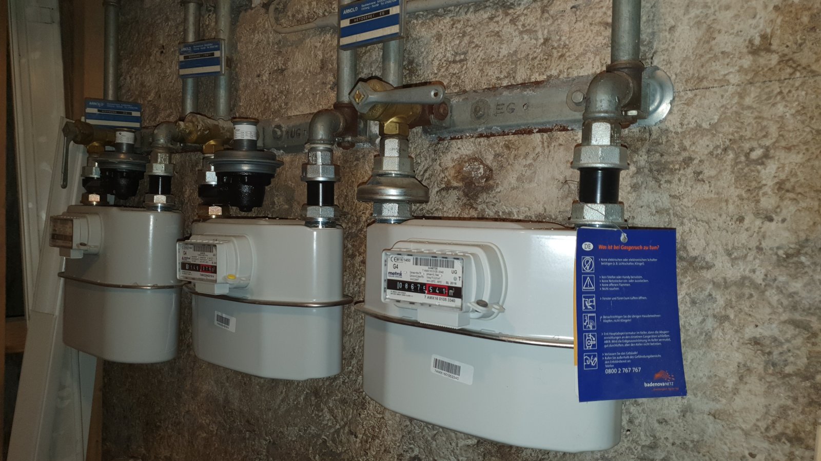 Wohn- / Geschäftshaus mit Büro & 2 Wohnungen   &quot;&quot;ZENTRAL in KANDERN&quot;&quot;