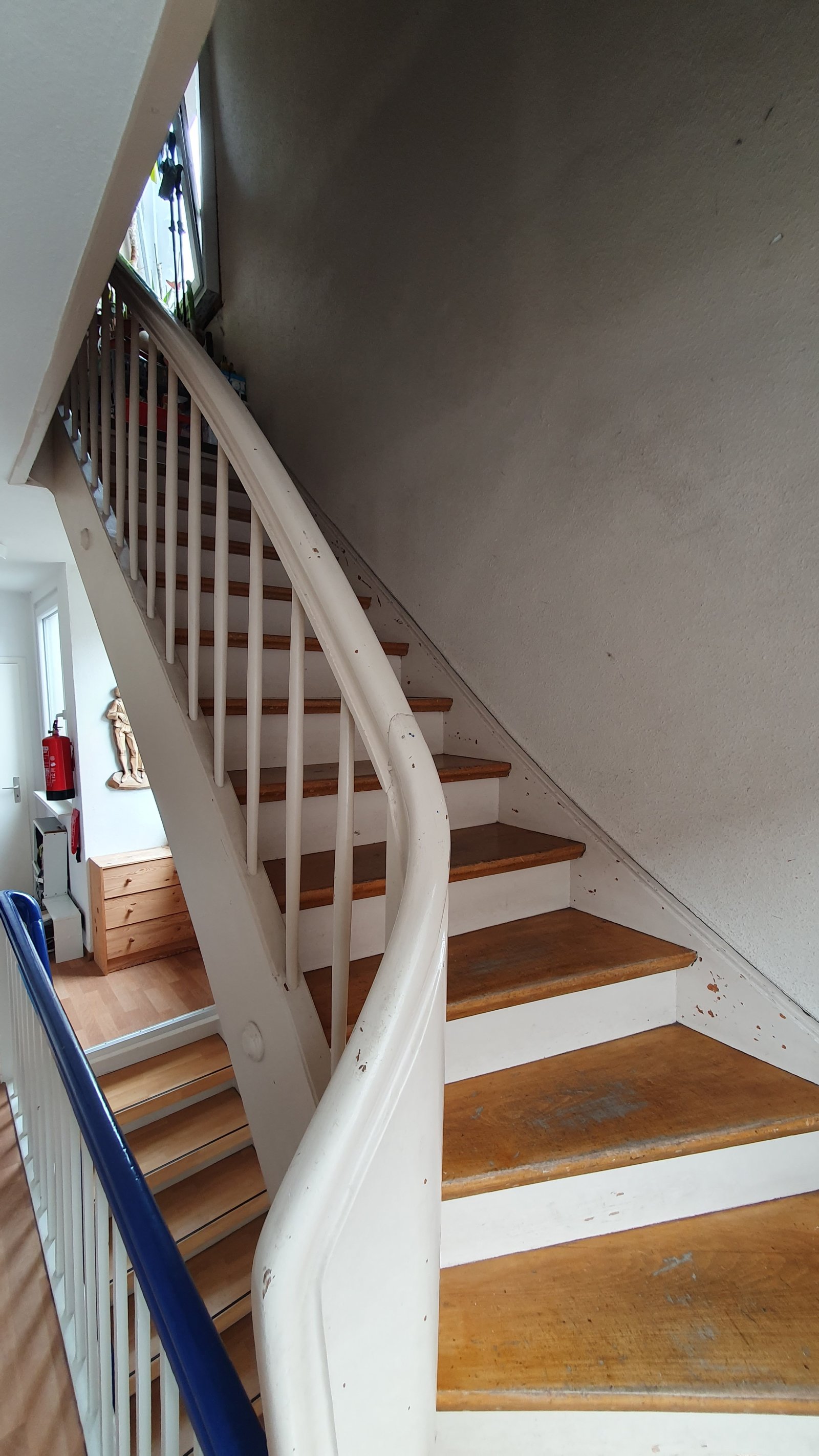 Wohn- / Geschäftshaus mit Büro & 2 Wohnungen   &quot;&quot;ZENTRAL in KANDERN&quot;&quot;