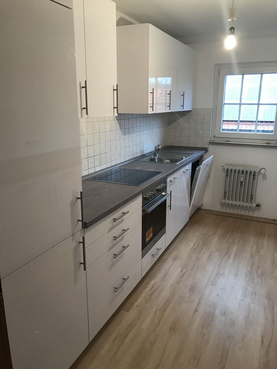 5,5 Zi.-Maisonette-Whg. mit 2 Balkonen + Carport