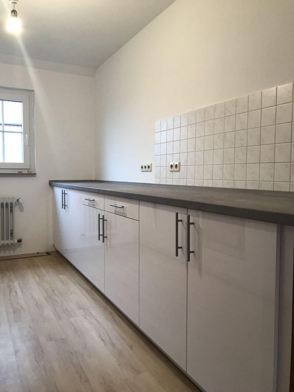 5,5 Zi.-Maisonette-Whg. mit 2 Balkonen + Carport