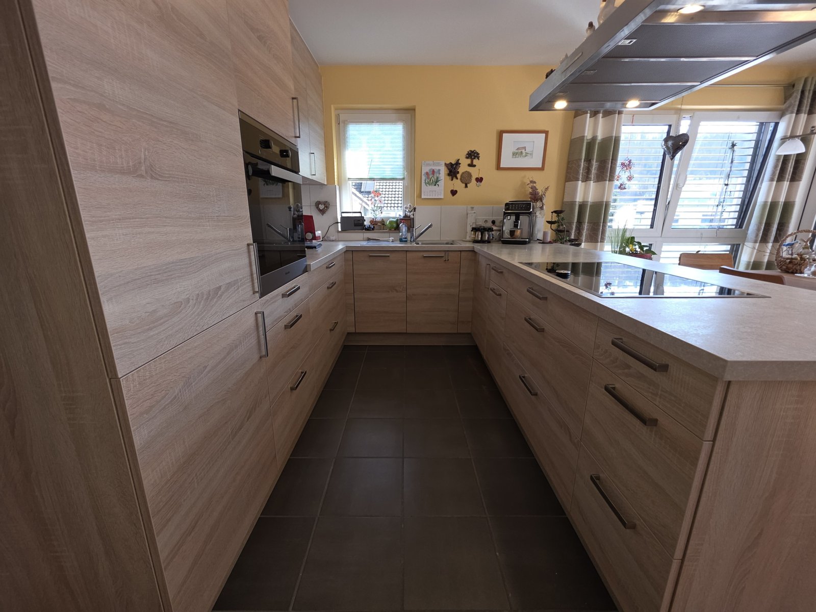 3,5 Zi.-ETW/Balkon/Aufzug/TG-/KFZ-Pl. Status:RESERVIERT!