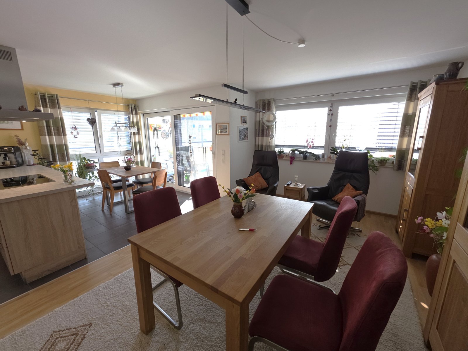 3,5 Zi.-ETW/Balkon/Aufzug/TG-/KFZ-Pl. Status:RESERVIERT!