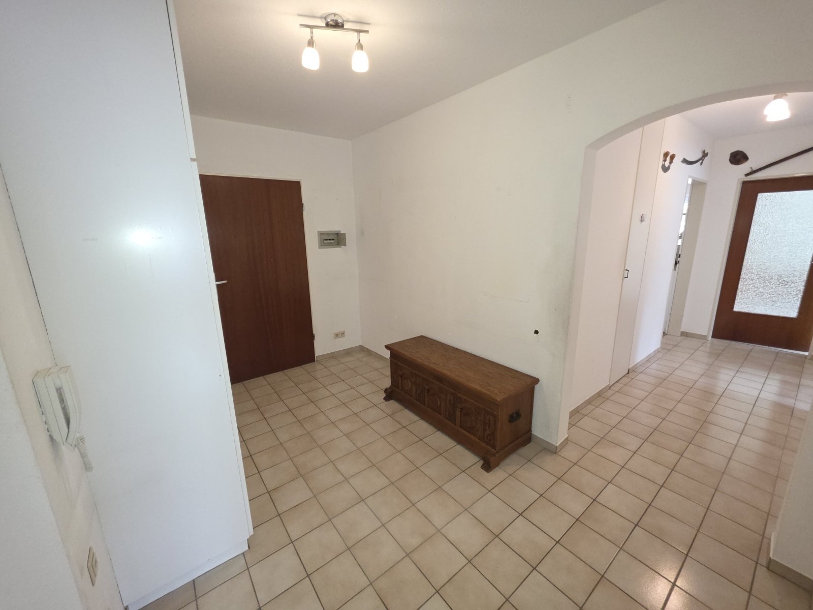 4,5 Zi.-ETW mit EBK, Balkon, Aufzug & TG-Platz