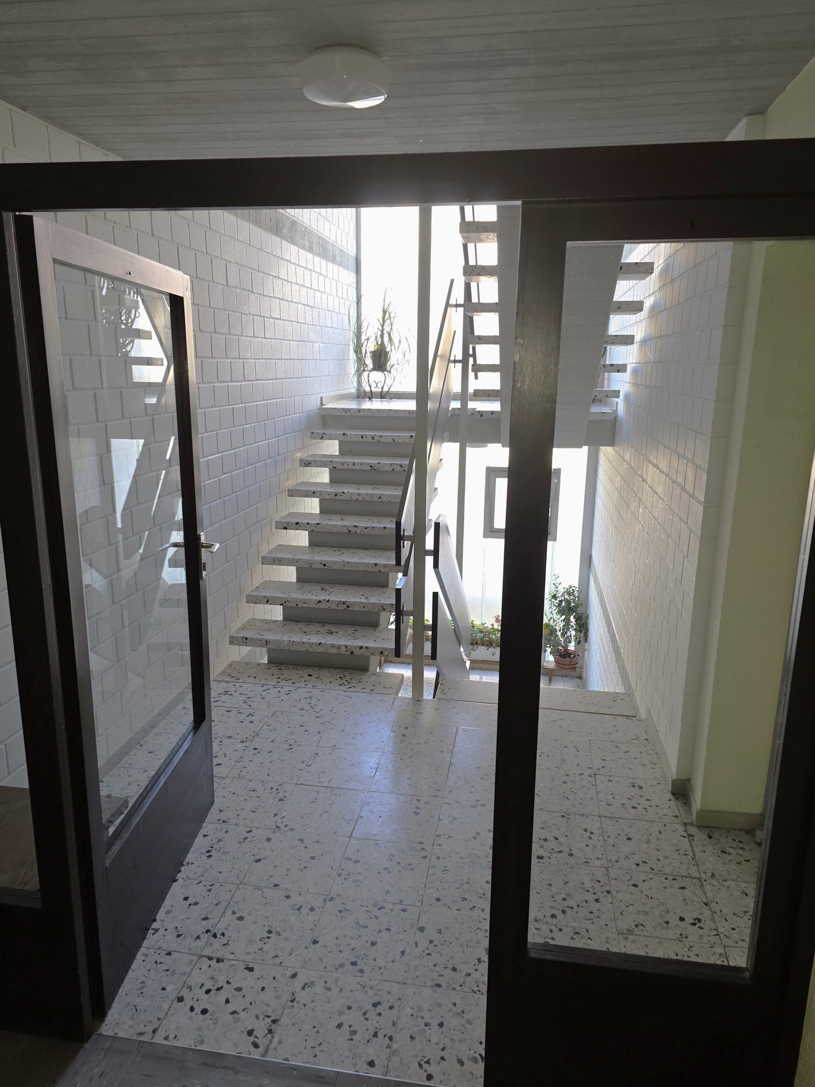 4,5 Zi.-ETW mit EBK, Balkon, Aufzug & TG-Platz