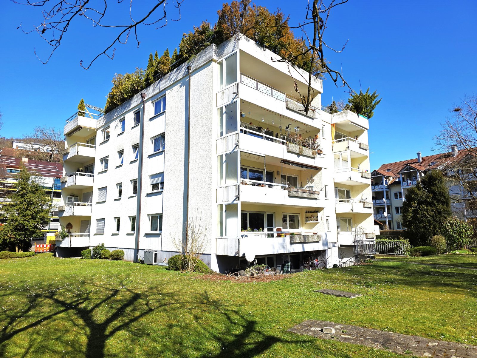 4,5 Zi.-ETW mit EBK, Balkon, Aufzug & TG-Platz