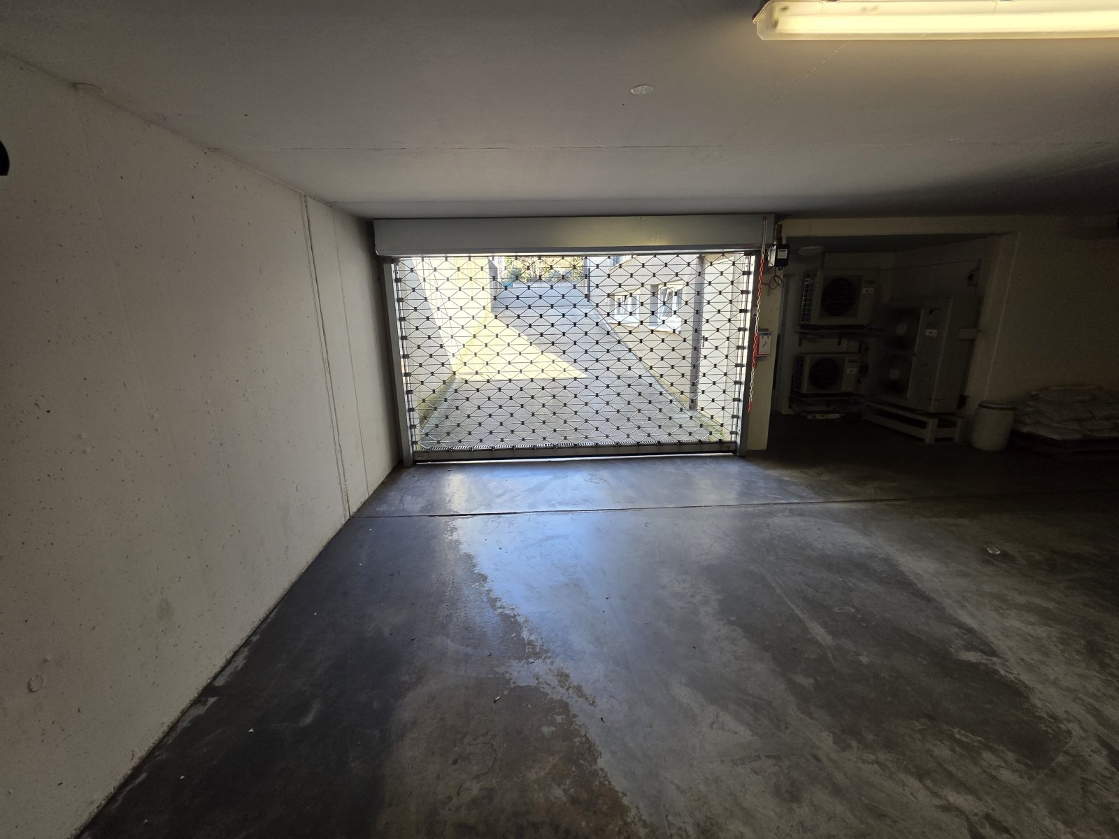 Ein/Ausfahrt Tiefgarage