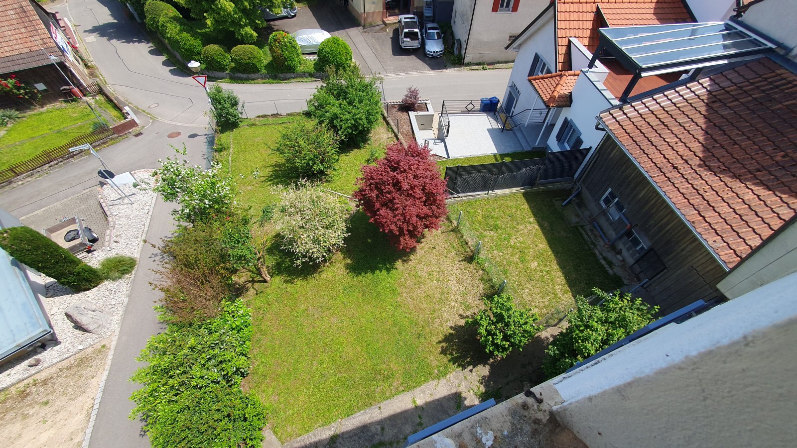 Garten unterhalb Wohnhaus