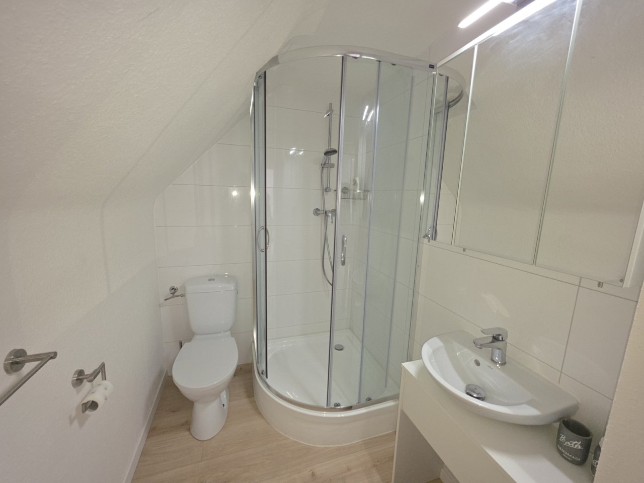 Duschbad/WC, DG Duschbad/WC, DG