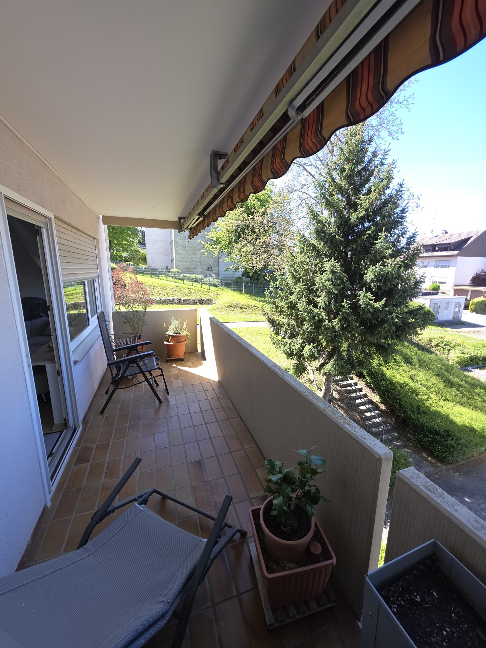überdachter Balkon überdachter Balkon