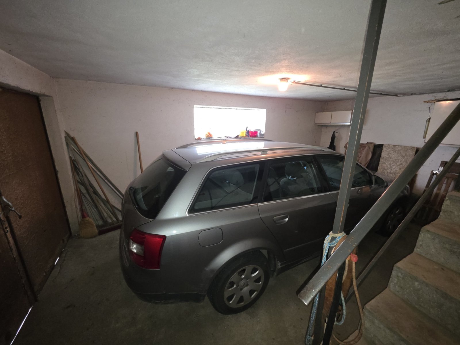 Garage im UG Garage im UG