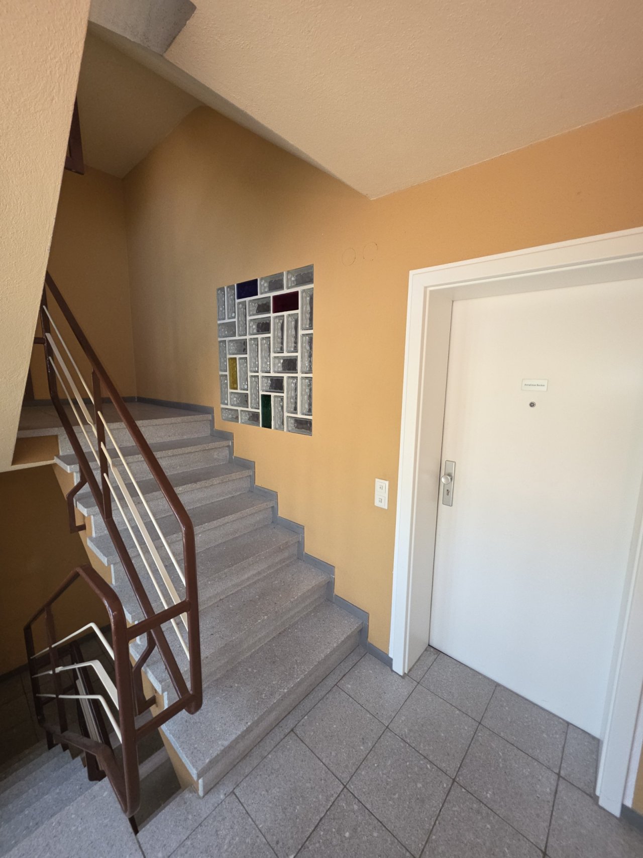 Wohnungszugang 1.OG Wohnungszugang 1.OG